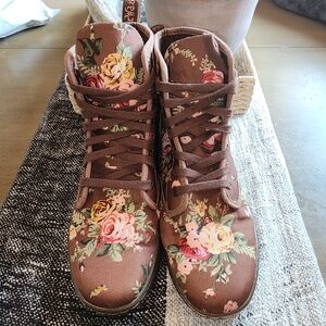 Dr Martens Brown Victorian Floral Shoreditch Canvas Boots Sz 8 39